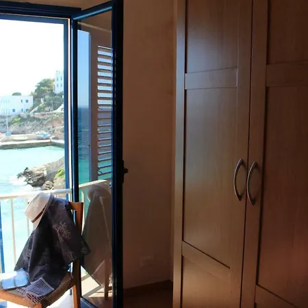 Cala Dogana Levanzo