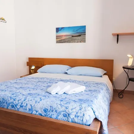 Cala Dogana Guest house Levanzo